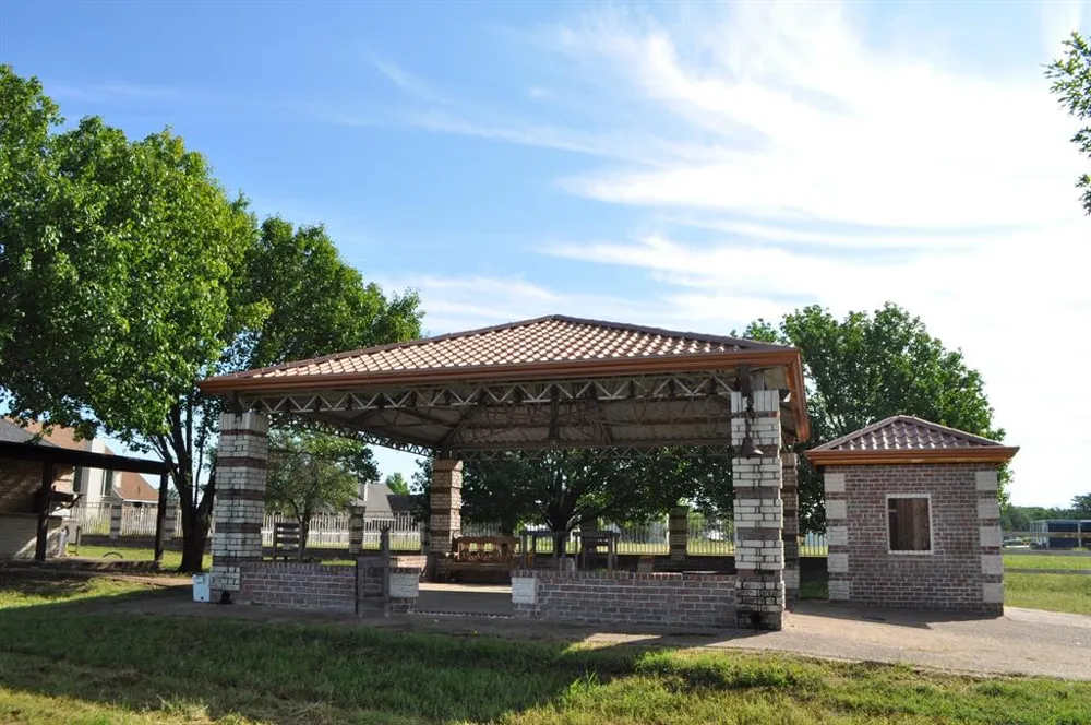 3511 Fm 66 Waxahachie, TX 75167