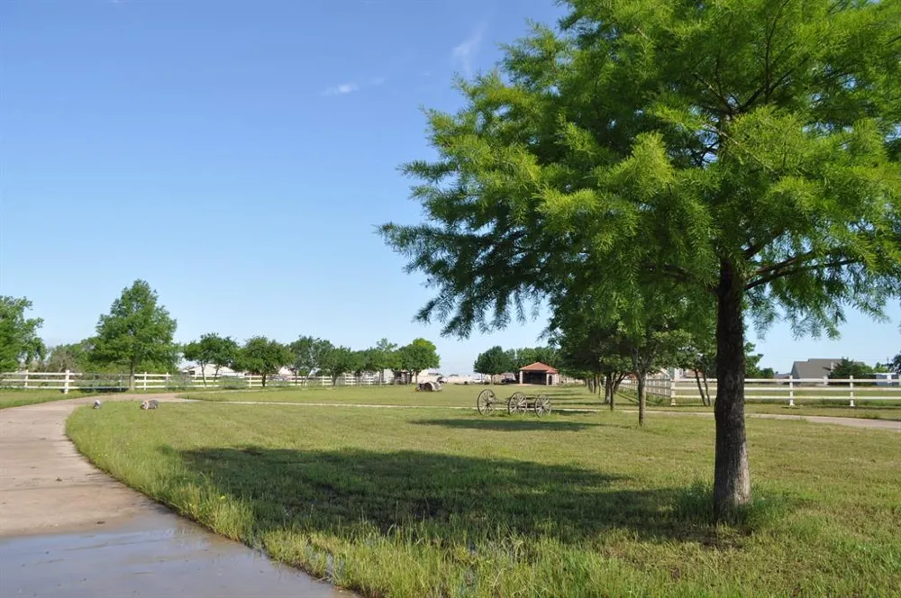 3511 Fm 66 Waxahachie, TX 75167