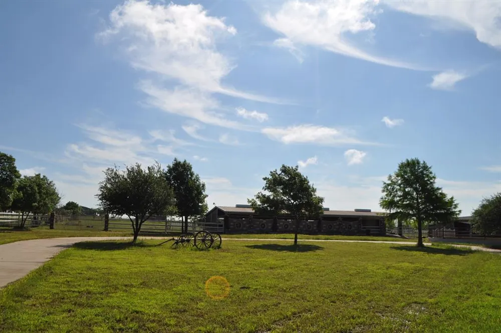 3511 Fm 66 Waxahachie, TX 75167