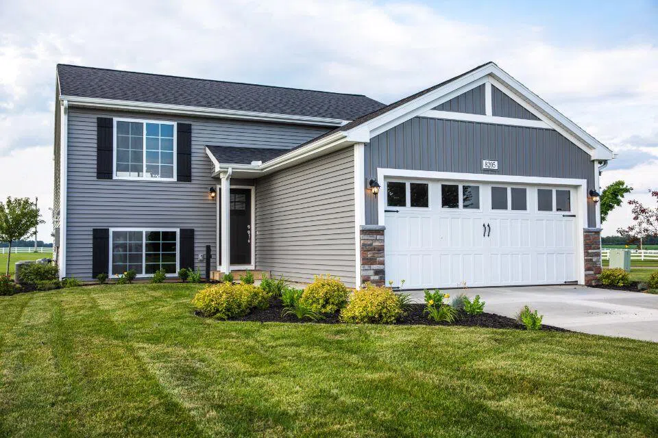 610 Manorwood Circle Benton Harbor, MI 49022