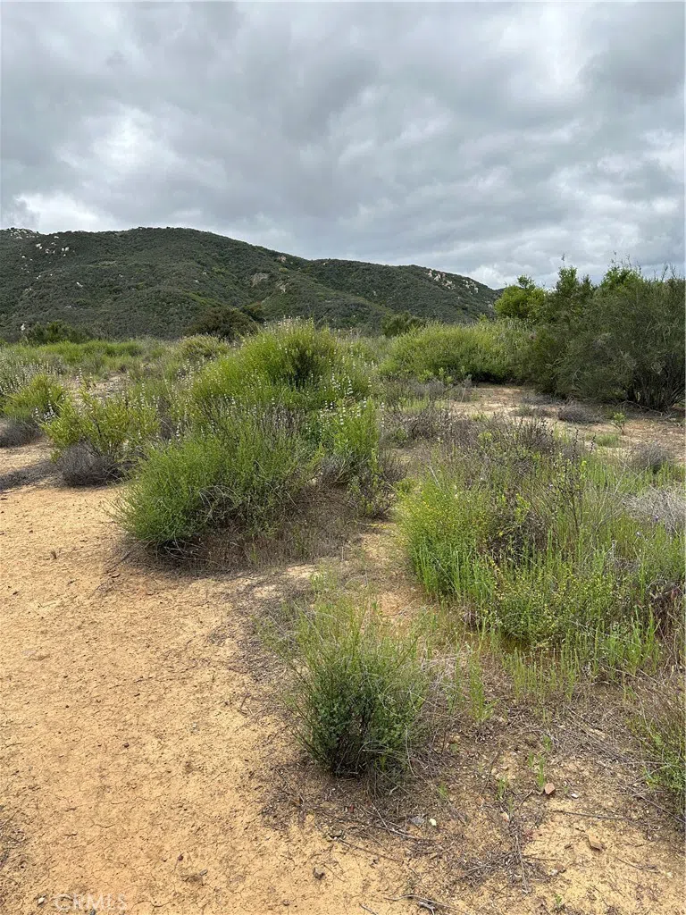 Hombre Lane Murrieta, CA 92562