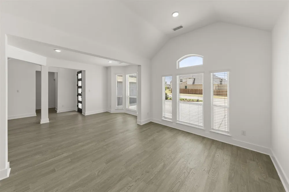 761 Emerald Valley Drive Ovilla, TX 75154