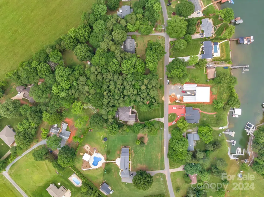 15925 Henry Lane Huntersville, NC 28078
