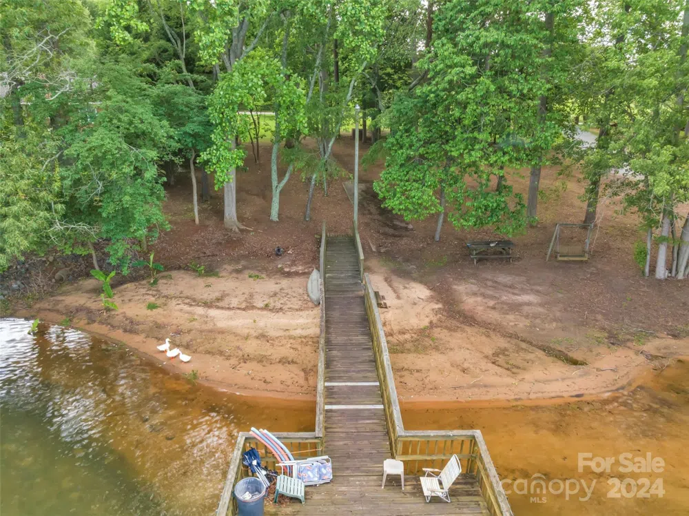 15925 Henry Lane Huntersville, NC 28078