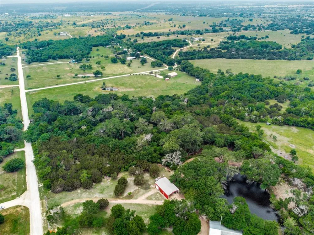 Creekwood Drive Blum, TX 76627
