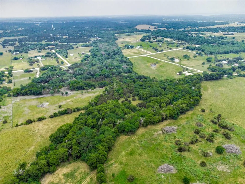 Creekwood Drive Blum, TX 76627