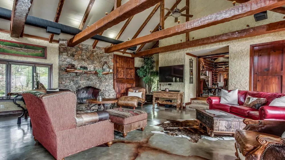 8935 Dickson Road Fort Worth, TX 76179