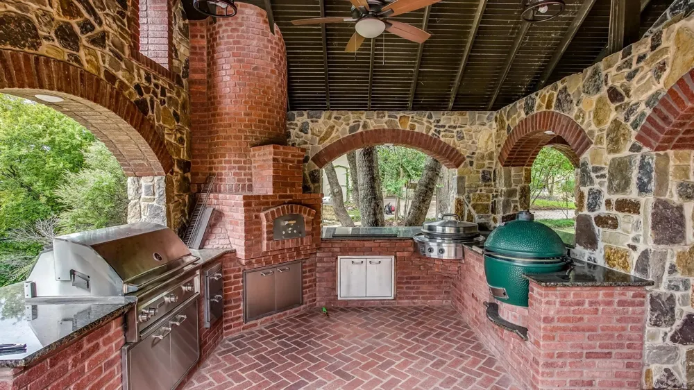 8935 Dickson Road Fort Worth, TX 76179