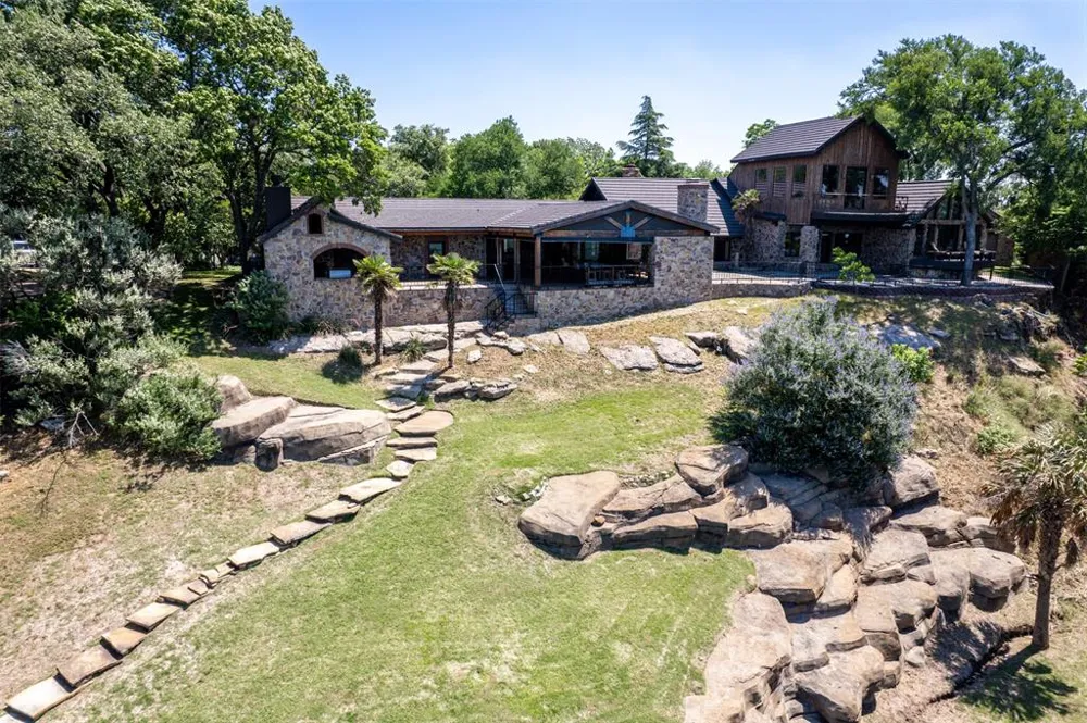 8935 Dickson Road Fort Worth, TX 76179