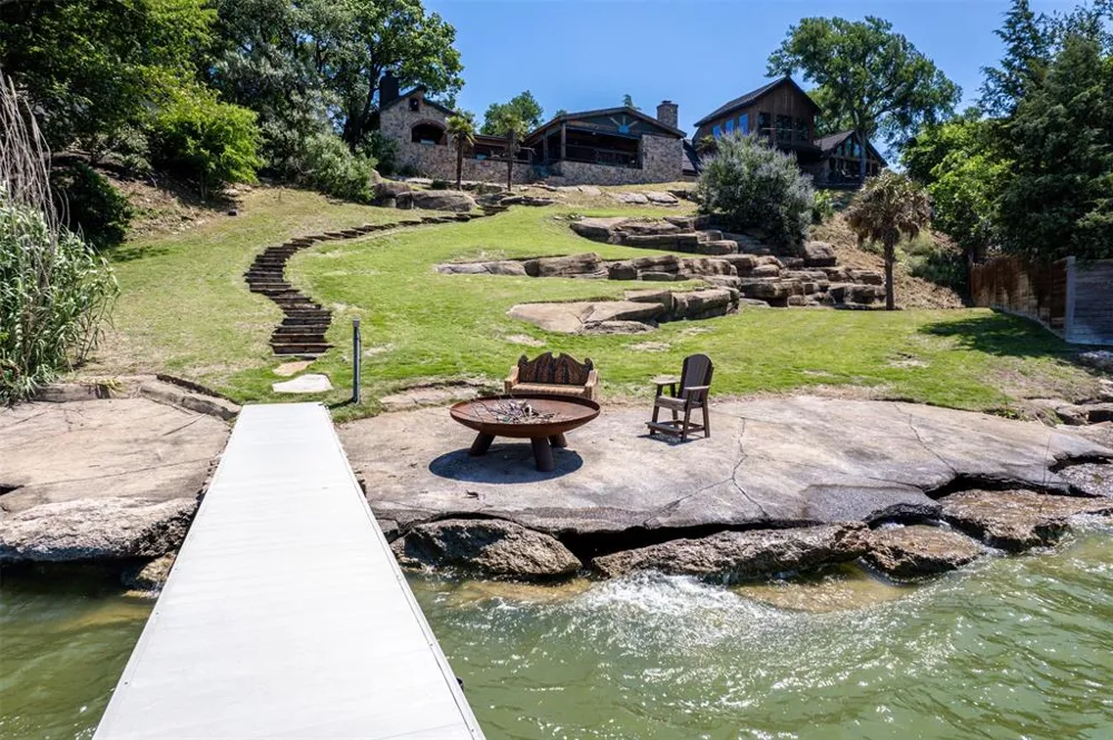 8935 Dickson Road Fort Worth, TX 76179