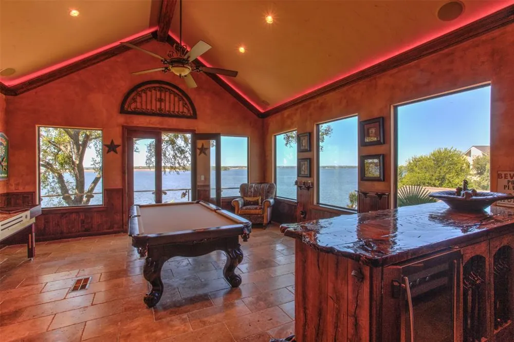 8935 Dickson Road Fort Worth, TX 76179