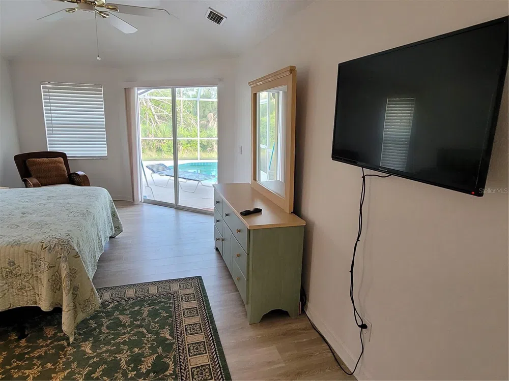 72 LONG MEADOW COURT Rotonda West, FL 33947