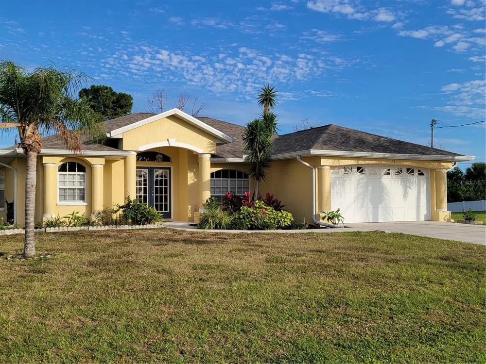 72 LONG MEADOW COURT Rotonda West, FL 33947