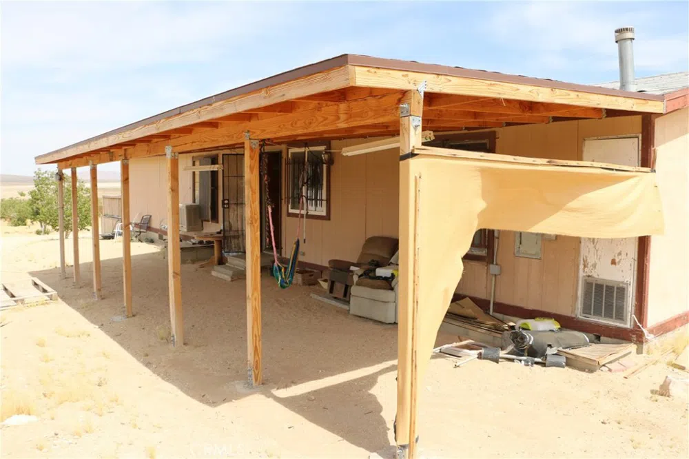 42480 Buckeye Lane Lucerne Valley, CA 92356