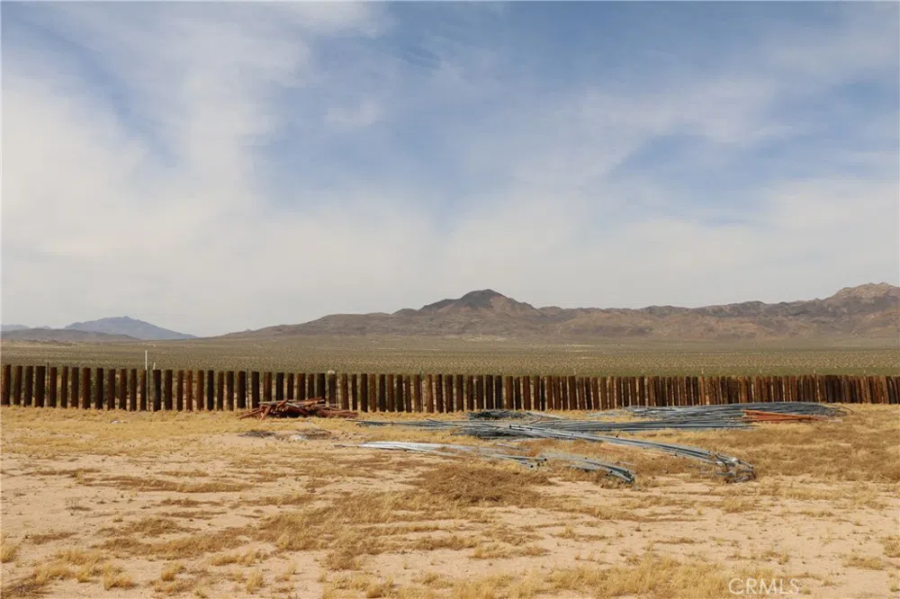 42480 Buckeye Lane Lucerne Valley, CA 92356