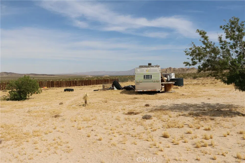 42480 Buckeye Lane Lucerne Valley, CA 92356