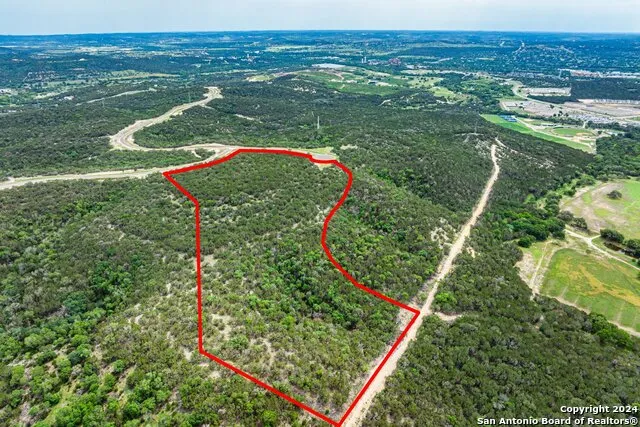 195 Countless Views Dr. Kerrville, TX 78028