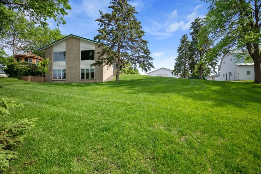 1430 Pulaski Road Buffalo, MN 55313