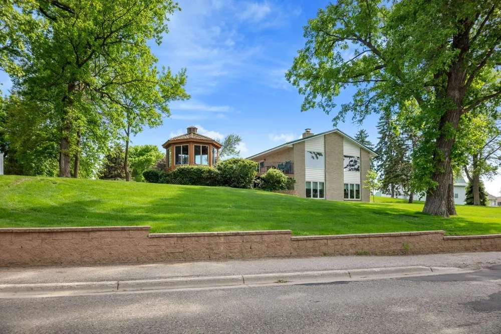 1430 Pulaski Road Buffalo, MN 55313