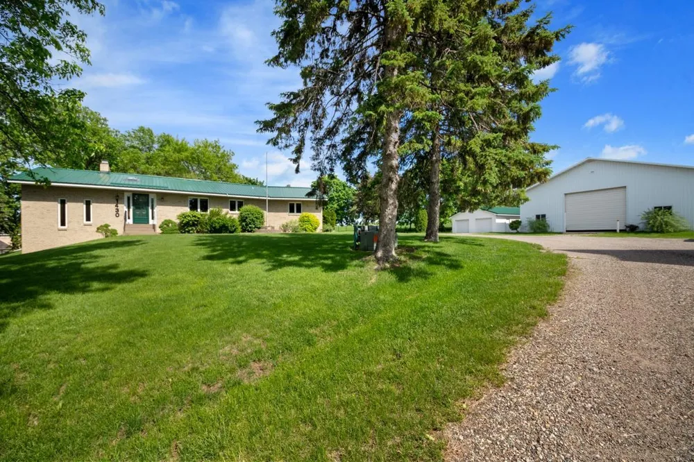 1430 Pulaski Road Buffalo, MN 55313
