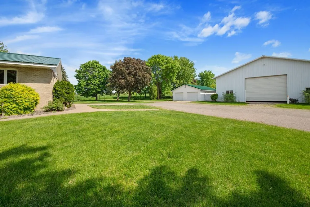 1430 Pulaski Road Buffalo, MN 55313