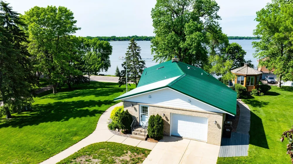 1430 Pulaski Road Buffalo, MN 55313