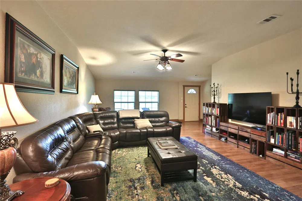19431 NE 17TH PLACE Williston, FL 32696