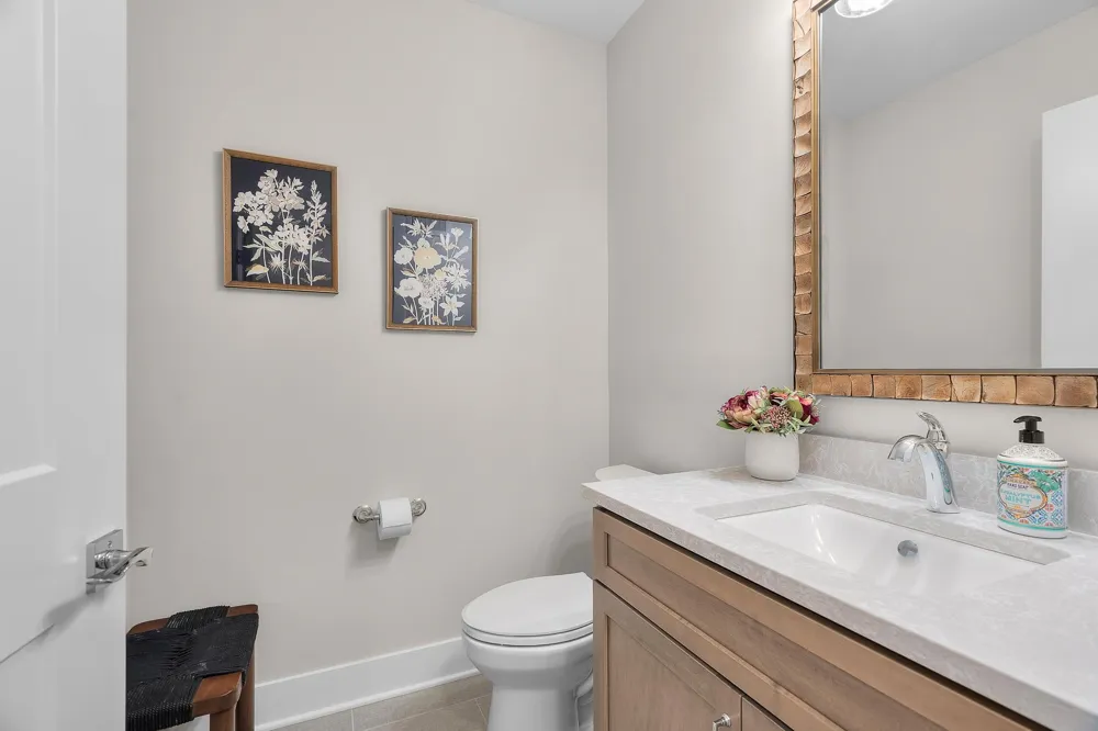 1 Hill Farm Road #107 North Oaks, MN 55127