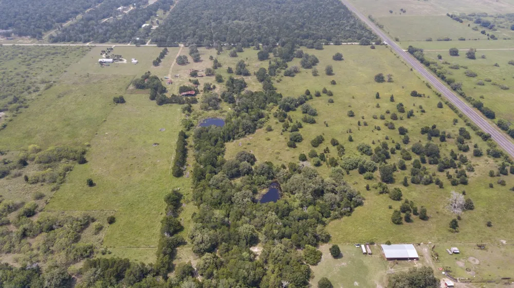 145 Stolle Lane Flatonia, TX 78941