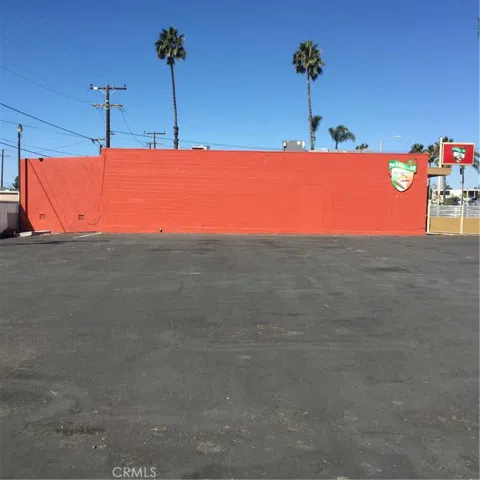 1009 S Coast