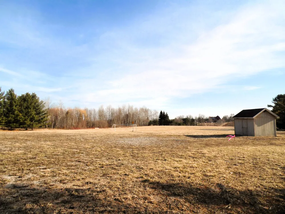 3956 M-18 Sherman Township, MI 48624