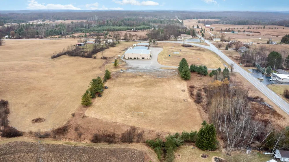 3956 M-18 Sherman Township, MI 48624