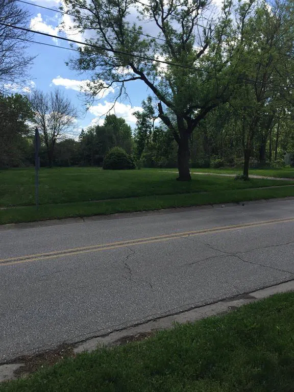 334 E Clark Street Davison City, MI 48423