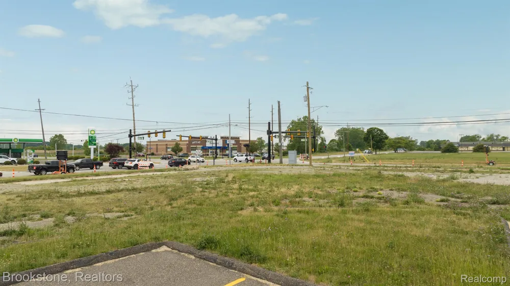 24995 ALLEN ROAD Woodhaven City, MI 48183