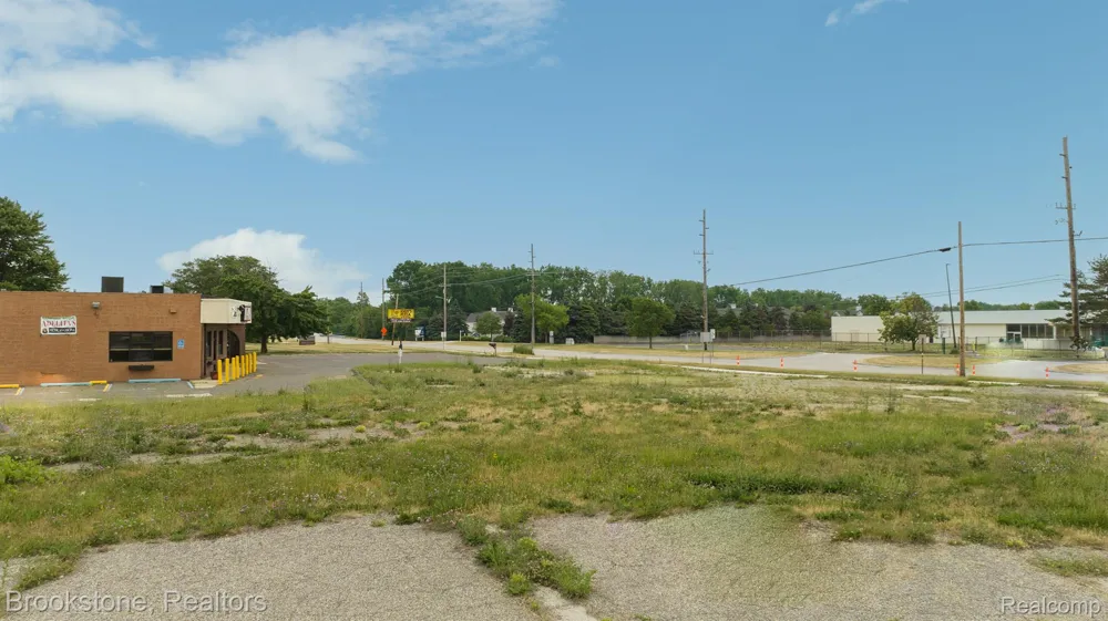 24995 ALLEN ROAD Woodhaven City, MI 48183