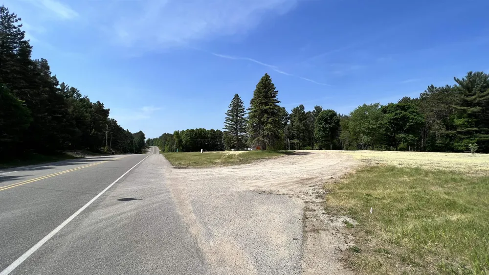 8072 S Mackinaw Trail Clam Lake Township, MI 49601