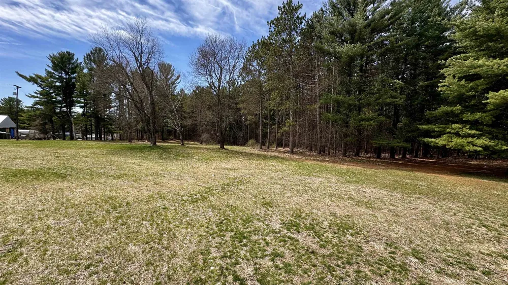 8072 S Mackinaw Trail Clam Lake Township, MI 49601