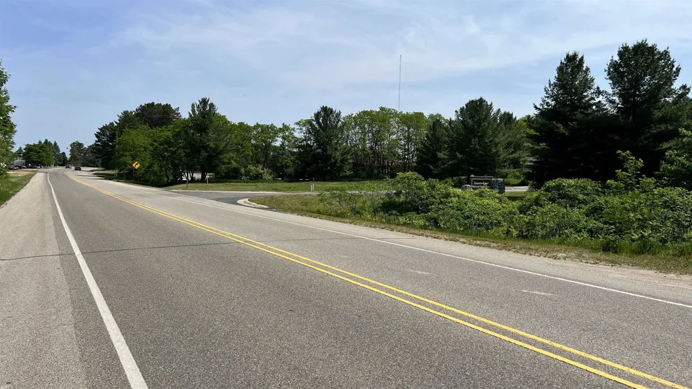8072 S Mackinaw Trail Clam Lake Township, MI 49601