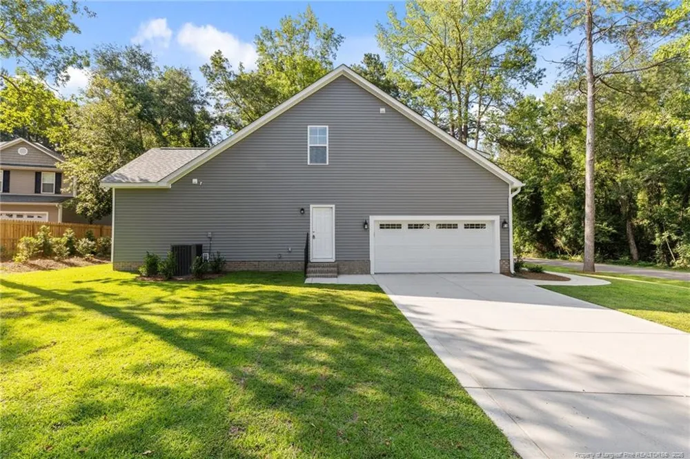 816 Red Hawk Place Vass, NC 28394
