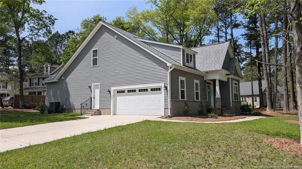 816 Red Hawk Place Vass, NC 28394