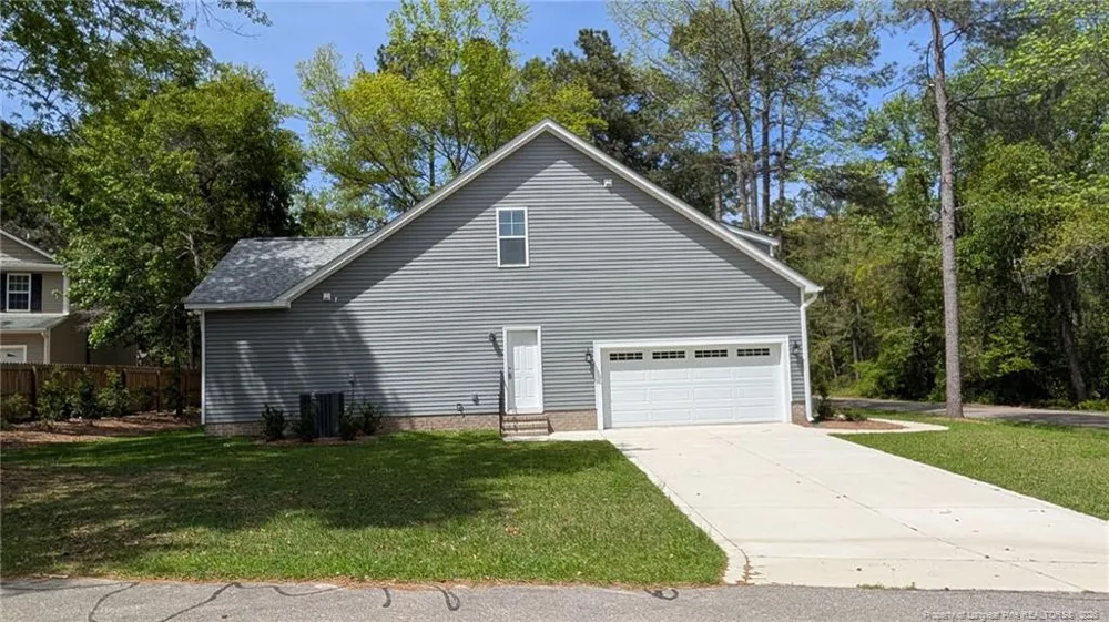 816 Red Hawk Place Vass, NC 28394