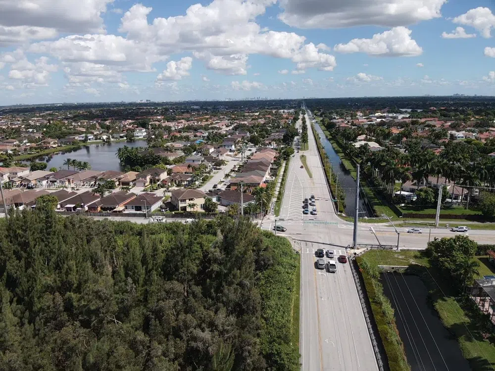 36 SW 159th Court Miami, FL 33185