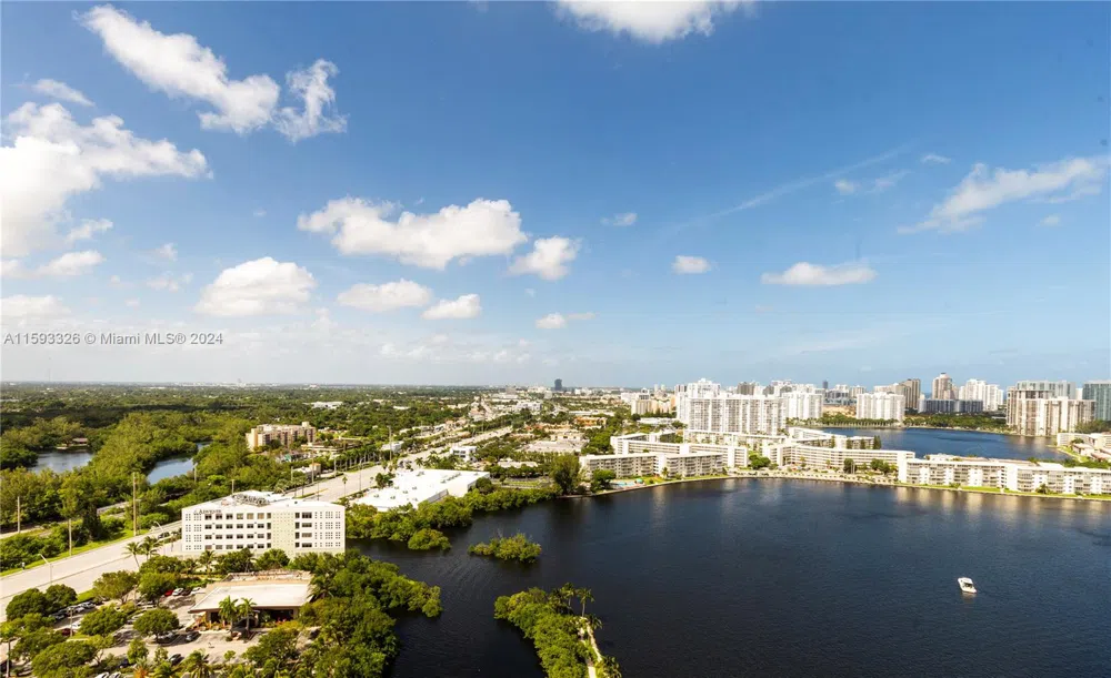 17301 Biscayne Blvd #L-PH-10 North Miami Beach, FL 33160