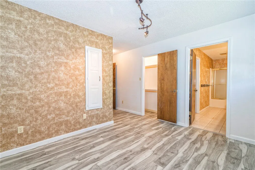 5490 County Road 73 Robstown, TX 78380