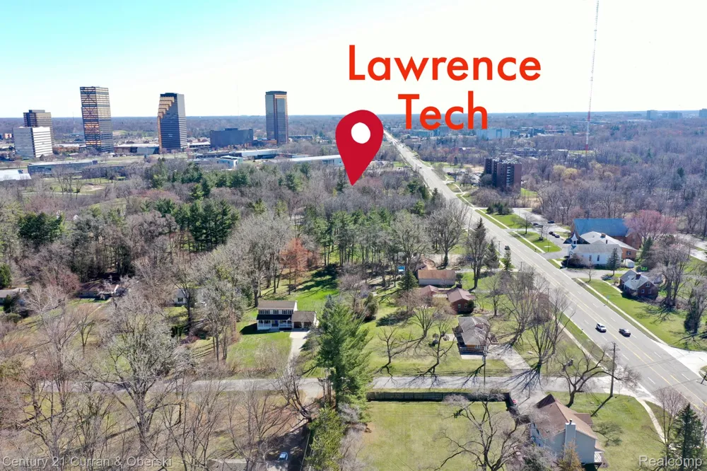 25160 LAHSER ROAD Southfield City, MI 48033
