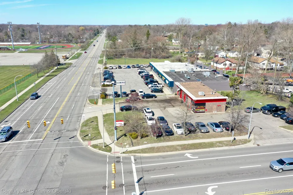 25160 LAHSER ROAD Southfield City, MI 48033