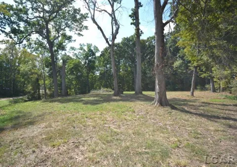 Southlawn Circle