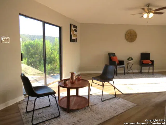 1523 SPRING RD Pipe Creek, TX 78063