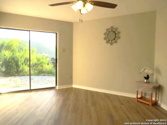 1523 SPRING RD Pipe Creek, TX 78063