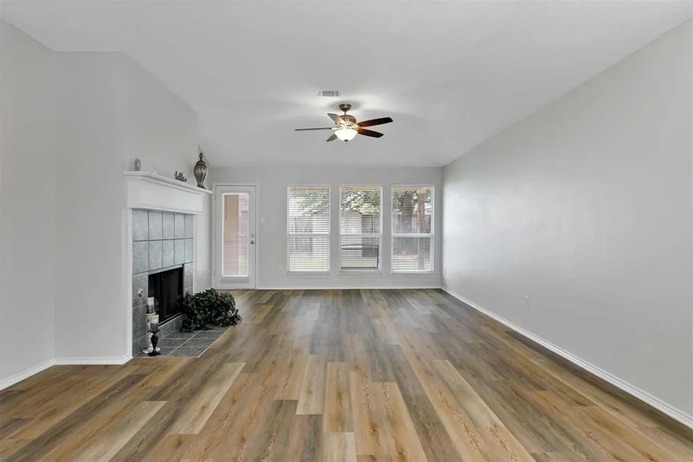 2424 collier Drive McKinney, TX 75071